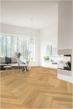 Klick Vinyl Herringbone Eiche classic mit Dämmung Fischgräte m²/37,90€