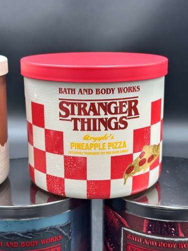 Bath And Body Works Stranger Things Chapter 1 & 2 🔥 3 Wick Candles 🔥 - Picture 17 of 17
