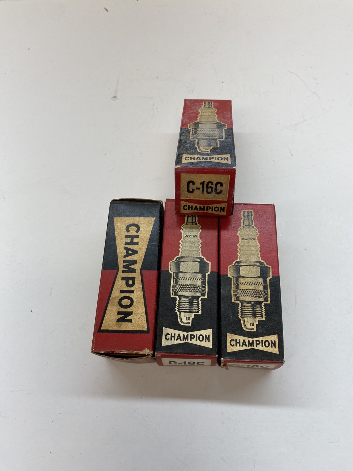 4 CHAMPION 30S C16C SPARK PLUG BOXES - WIZARD PLUGS