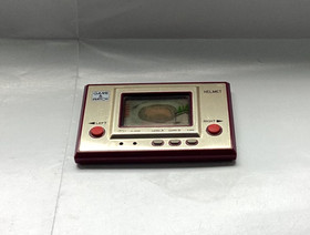 Vintage 1981 GAME & WATCH - HELMET CN-07 - LCD Game (Very Good Condition)