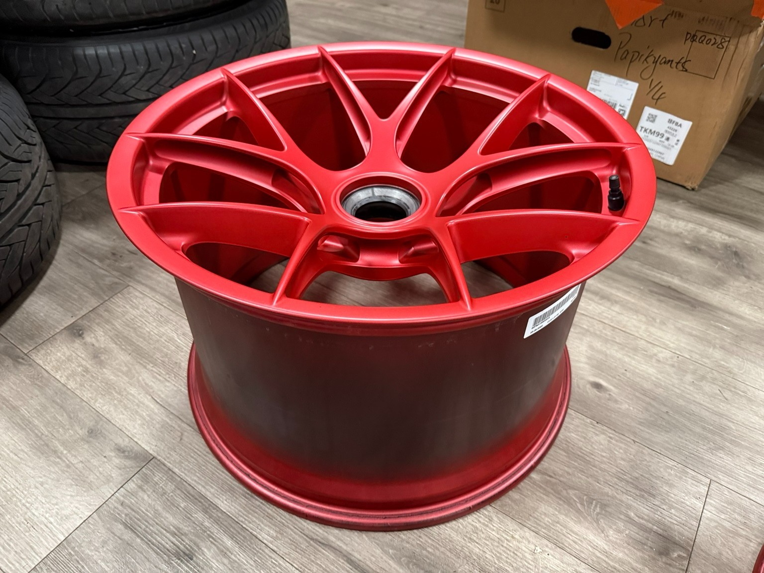 OEM Porsche 911 GT3 RS Weissach Magnesium Wheels 20/21” Center Lock 992 Genuine