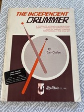 VINTAGE Gary Chaffee The independent drummer Copyright 1972 Drum Book
