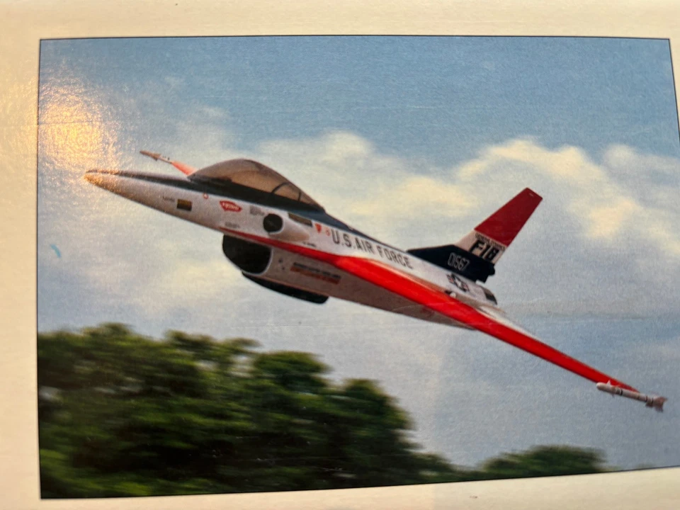 KYOSHO T- 33 - Bild 4 von 4