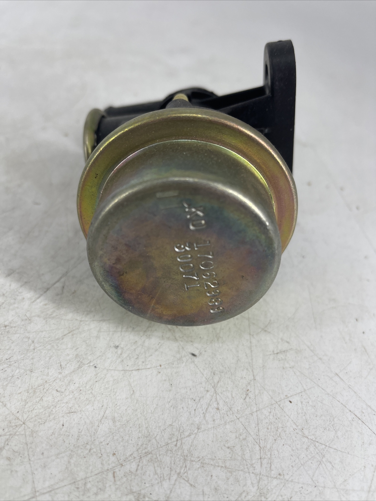 OEM Delco 17062989 Air Bypass Diverter Valve for 7577 Cutlass Spring