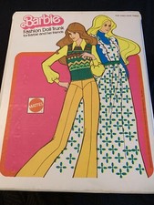 1975 Barbie Fashion Doll Trunk Carrying Case