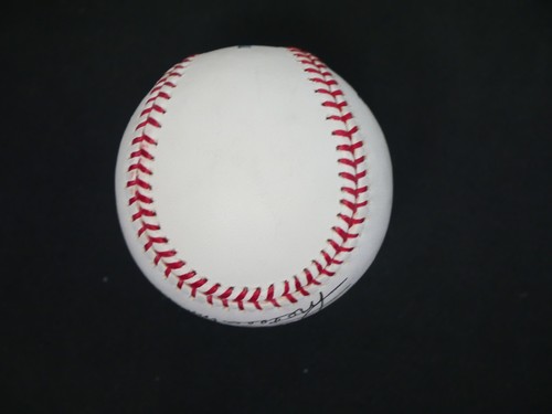MINNIE MINOSO SIGNED OFFICIAL OMLB BASEBALL WITH JSA COA - Picture 5 of 7