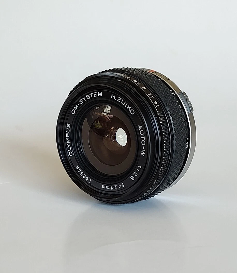 Olympus OM-System Zuiko Auto-W f2.8 24mm Prime Lens