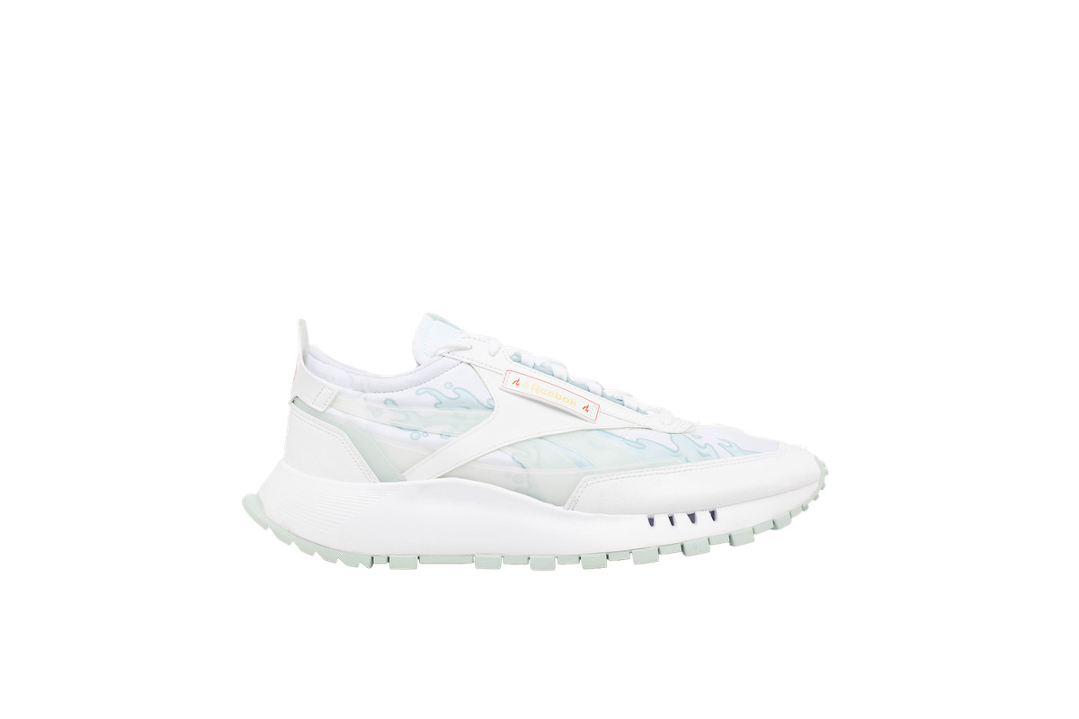 Reebok Hot Ones x Classic Leather Legacy The Thirst Quencher  display picture 1