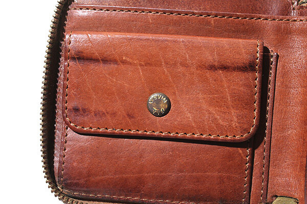 visvim VEGGIE BI-FOLD WALLET Vegetable tanned leather bi