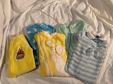 5 Vintage Baby Pajamas Carters L 19-27 Pounds