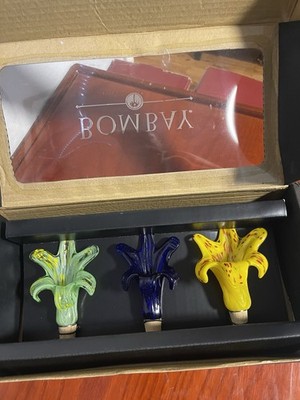 Bombay Hand Blown Glass Lily Flower Wine Bottle Stopper Set Open Box