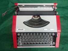 VINTAGE MADE IN BRAZIL -  OLIVETTI  ROMA - SERVICED - WORKS WELL