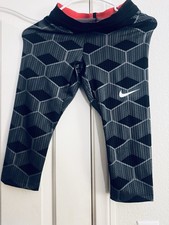 Nike Black Gray Women Cropped Geometric Pants with Drawstring