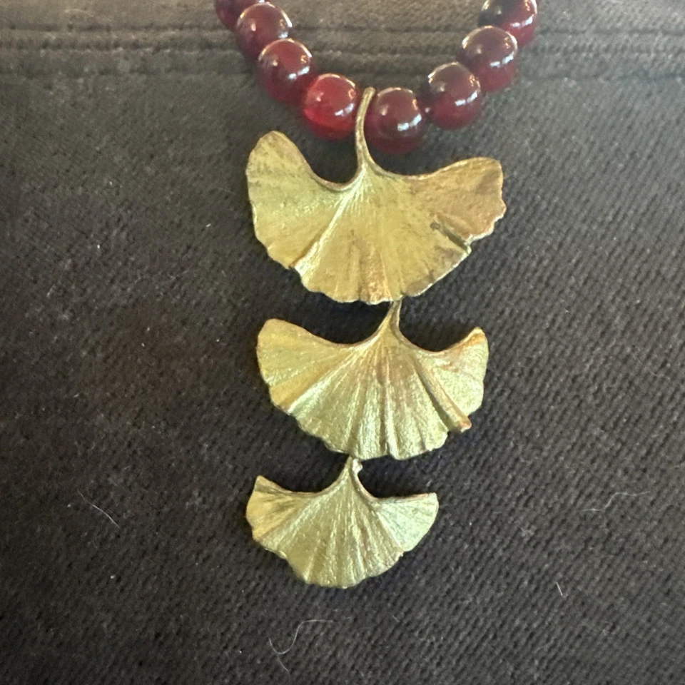 Michael Michaud red horn bead necklace with stacked ginkgo leaf pendant. - Image 3 of 4