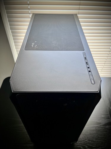  ASUS Fractal H410M Intel 3.8GHz RX580 16GB RAM 256GB NVMe macOS Sequoia 15.6.1 - Picture 18 of 22