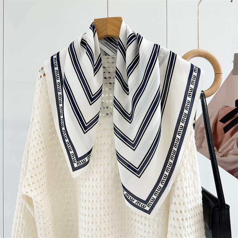 100% Mulberry Double Crepe Silk Scarf Square Soft Delicate Printed Shawl 65''cm