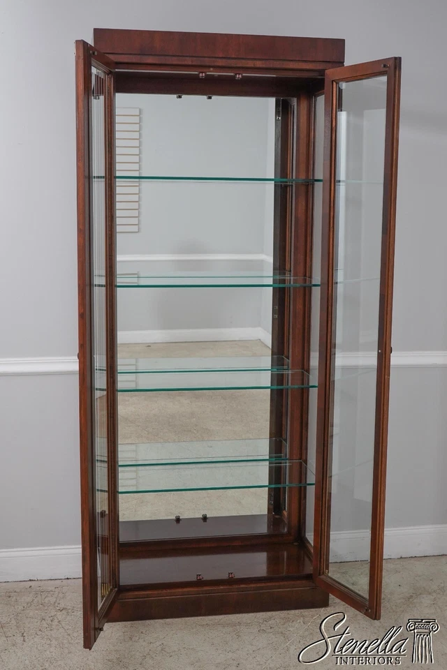 60050EC: Puerta de vidrio biselado puerta de madera de tejo y vitrina de caoba Foto 3 de 4