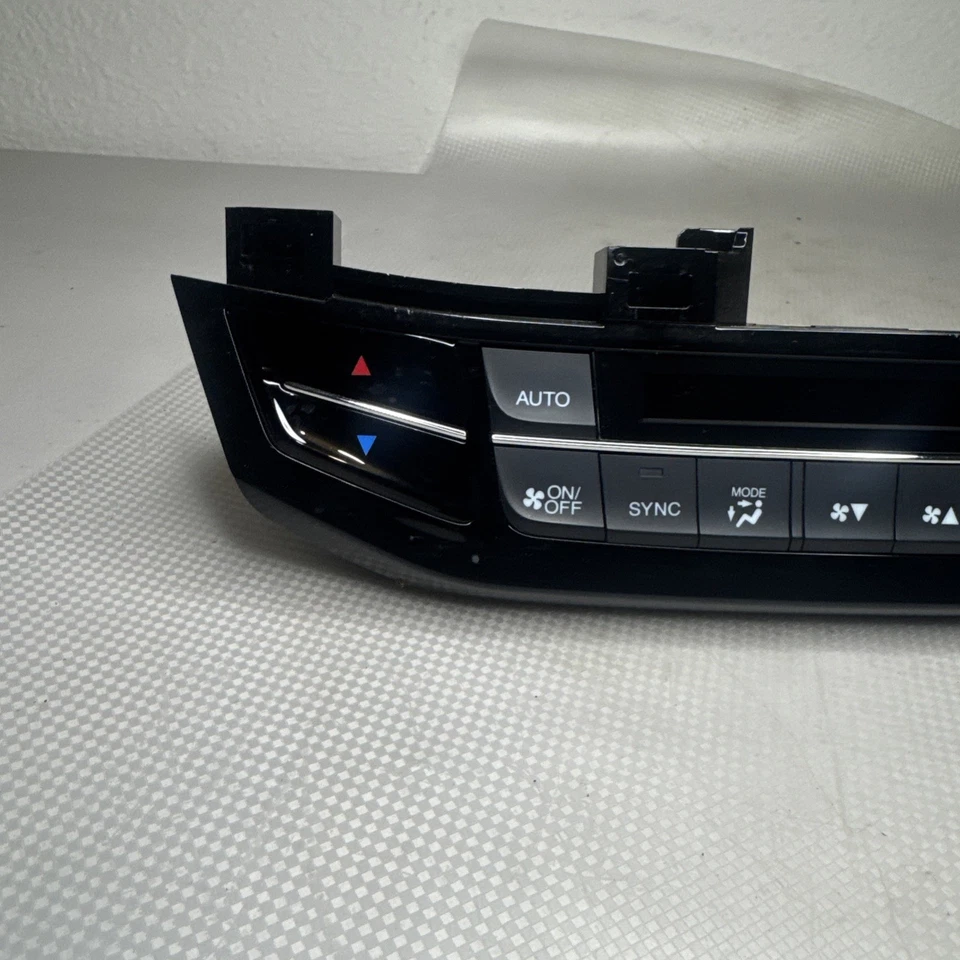 2017 HONDA ACCORD Heat AC Controller automatic control 79600T2FA51 OEM 17 - Image 2 of 4