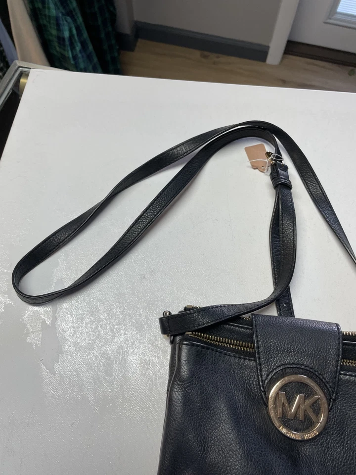 Bolso Bandolera Organizador Cartera Michael Kors Cuero Guijarro Negro Damas Foto 4 de 4