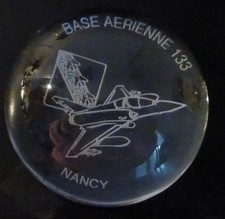 RARE- PRESSE PAPIER DAUM  - BA 133 NANCY - MIRAGE 2000 INSIGNE - ARMÉE DE L'AIR