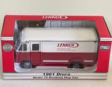 RARE Crown Premiums Lennox 1961 DIVCO Model 70 Divided Step Van, 1/34, NIB