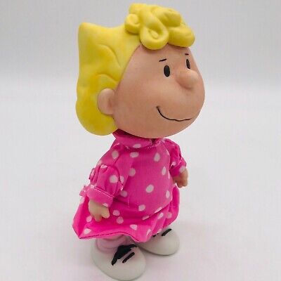 Sally Brown Figurine Hallmark 2000 Peanuts Gallery Limited Edition QPC4020 Sally Brown Figurine Hallmark 2000 Peanuts Gallery Limited Edition QPC4020
