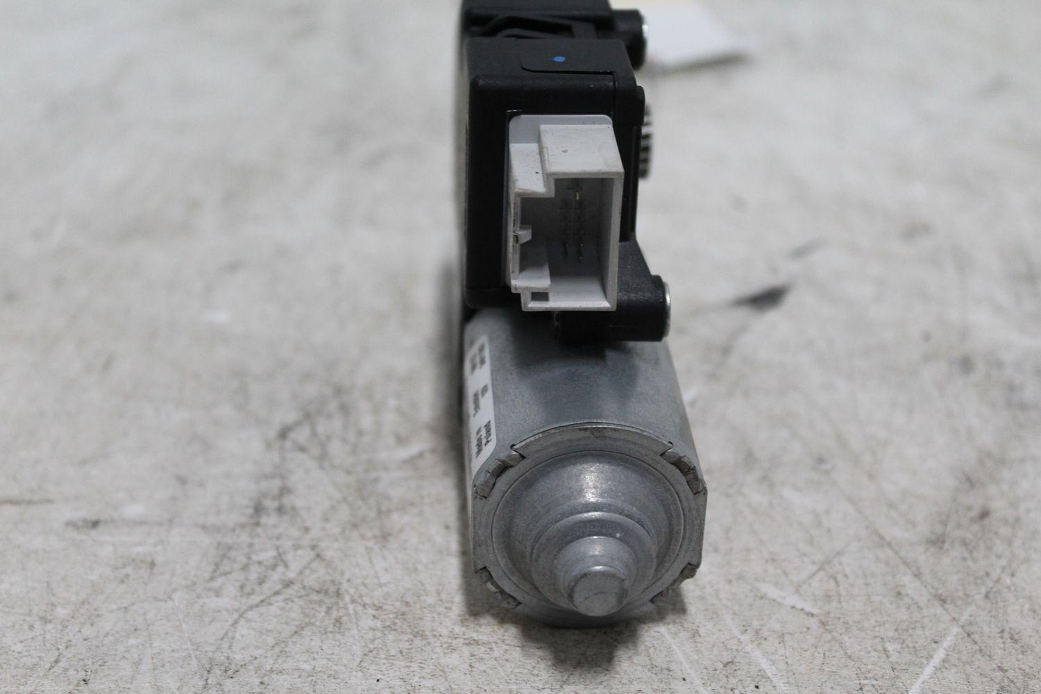 Sun Roof Motor AUDI R8 18