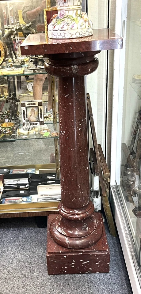 ANTIGUA COLUMNA DE MÁRMOL BRECHA ROJA NEOCLÁSICA ITALIANA Foto 2 de 4