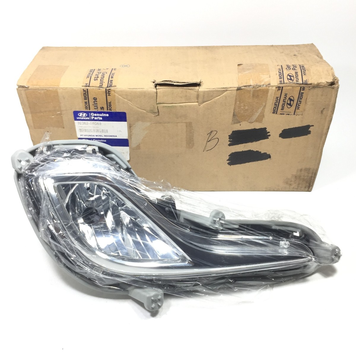 Front Fog Light Lamp RH 92202-1R000 For Hyundai Accent 2012-2014