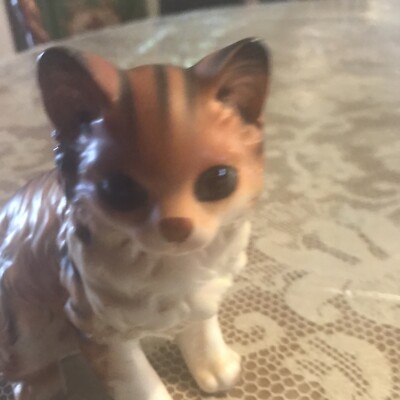 Sweet Vintage Lefton Japan H6364 Porcelain Kitten Cat Figurine 4.5