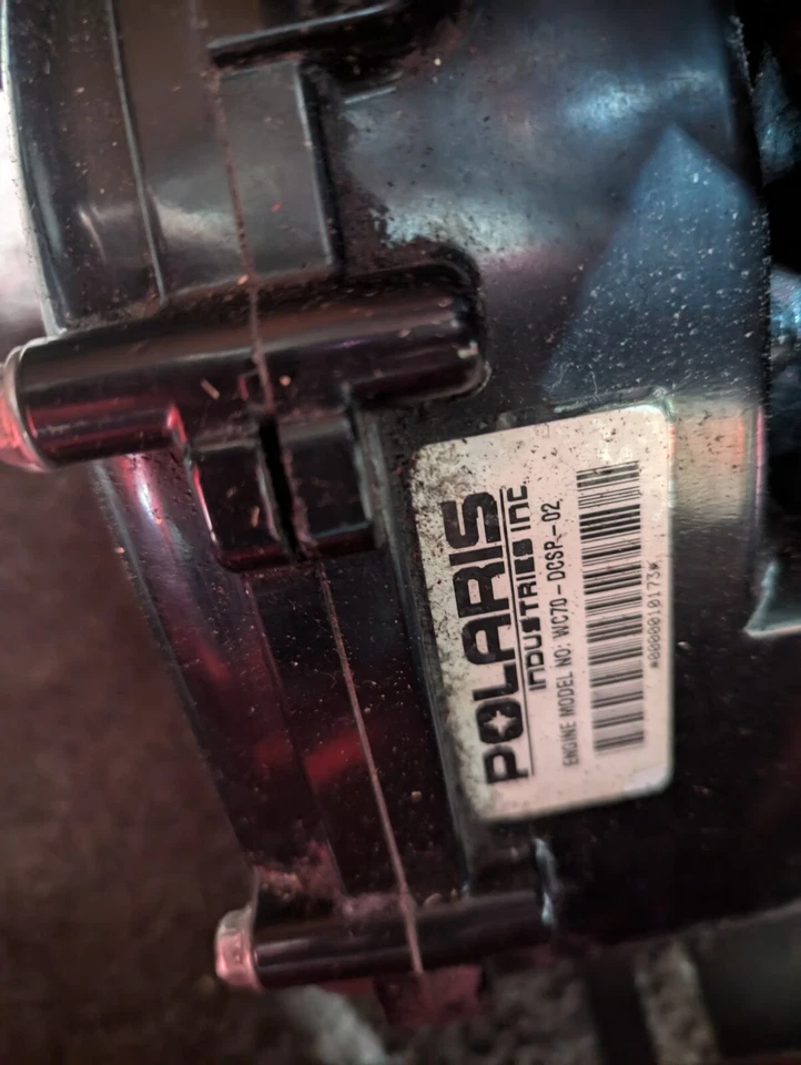 BUEN MOTOR POLARIS 2000-2004 SLH 700 VIRAGE 700 FREEDOM AGUA DULCE -- Foto 4 de 4