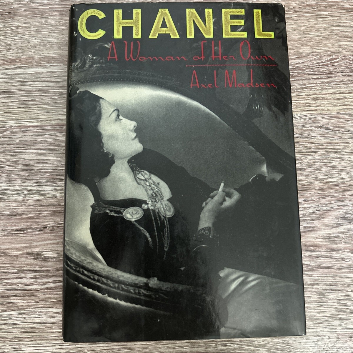 Chanel A Woman of Her Own by Axel Madsen (1990, Hardcover) B32