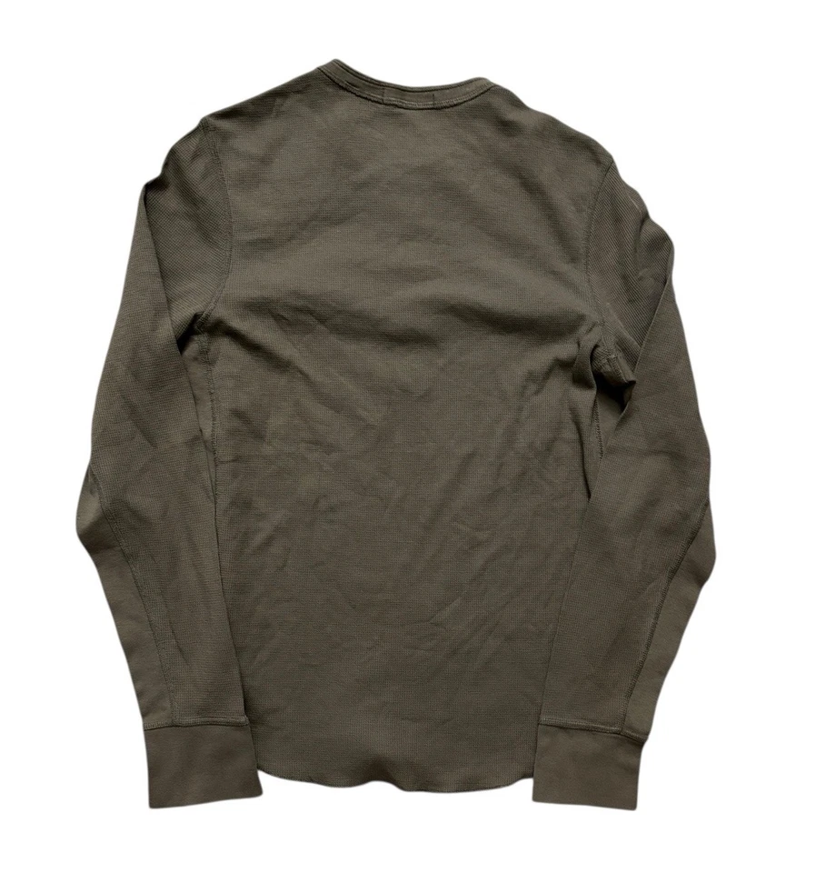 Camisa Vince Para Hombres Talla Mediana Oliva Oscura Oblea Tejida Camisa Henley Manga Larga Delgada Foto 2 de 4