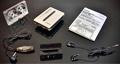 【送料無料】ソニー SONY カセットウォークマン WM-EX677 Sony WM-EX677 Walkman Portable cassette player for playback
