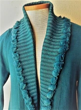 BADGLEY MISCHKA SWEATER, METALLIC RIB KNIT, FAUX FUR & SHAWL COLLAR SZ M