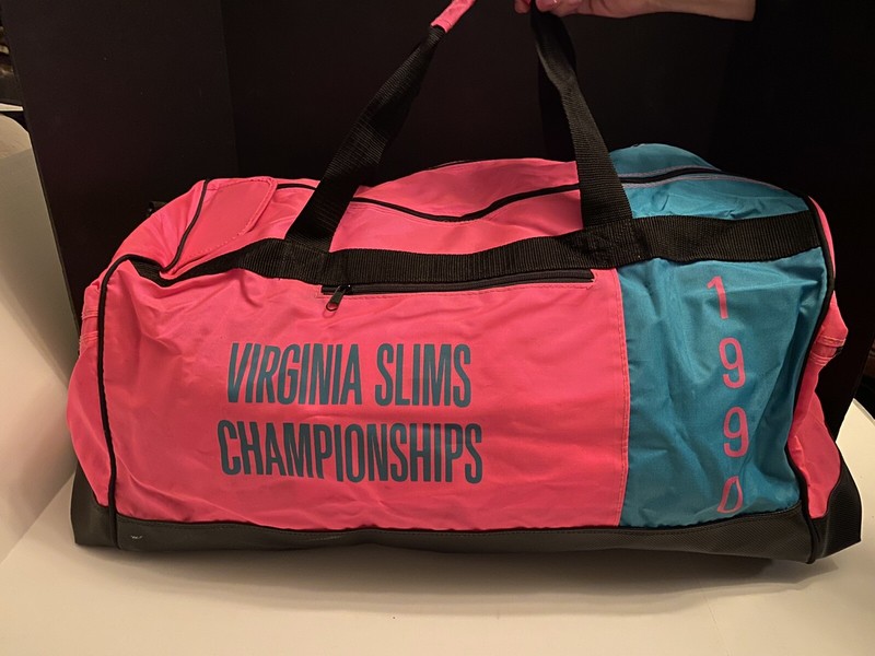 VINTAGE 1990 VIRGINIA SLIMS CHAMPIONSHIP WOMEN'S TOUR PRO CANVAS TENNIS BAG