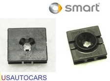 CLIP  FISSAGGIO MINIGONNA SOTTOPORTA SMART FORTWO 451 DAL 7/2007   10/2014