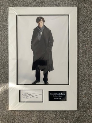 Benedict Cumberbatch Sherlock signierte Karte montiert mit Foto 15,5 x 23 Zoll Disp