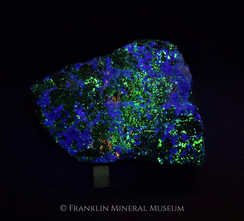 Hardystonite - Franklin, NJ