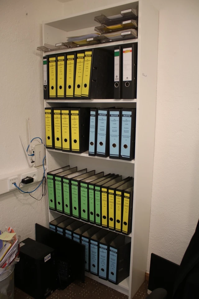 dat4# Aus Insolvenz: Regal 5 Fächer