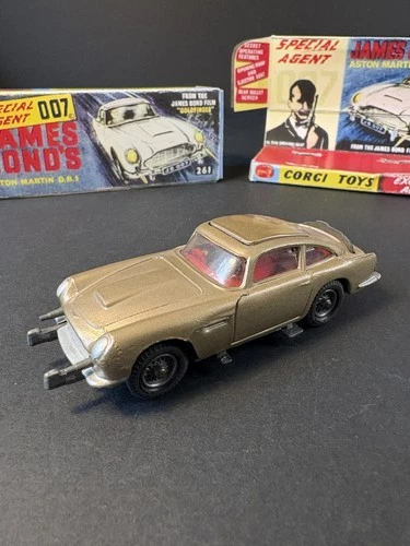 Corgi Toys 261 Aston Martin DB5 James Bond 007 Gold Vintage Diecast Collectable