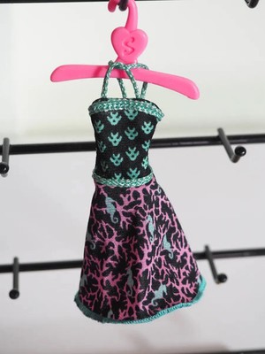 Monster High Lagoona Blue Ghouls Night Out Kleid Outfit Mattel G1 Puppenkleidung