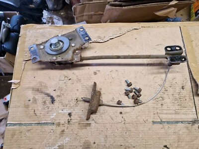 2007 - 2012 KIA CARENS MK2 SPARE WHEEL CARRIER HOLDER WINCH  & NUTS