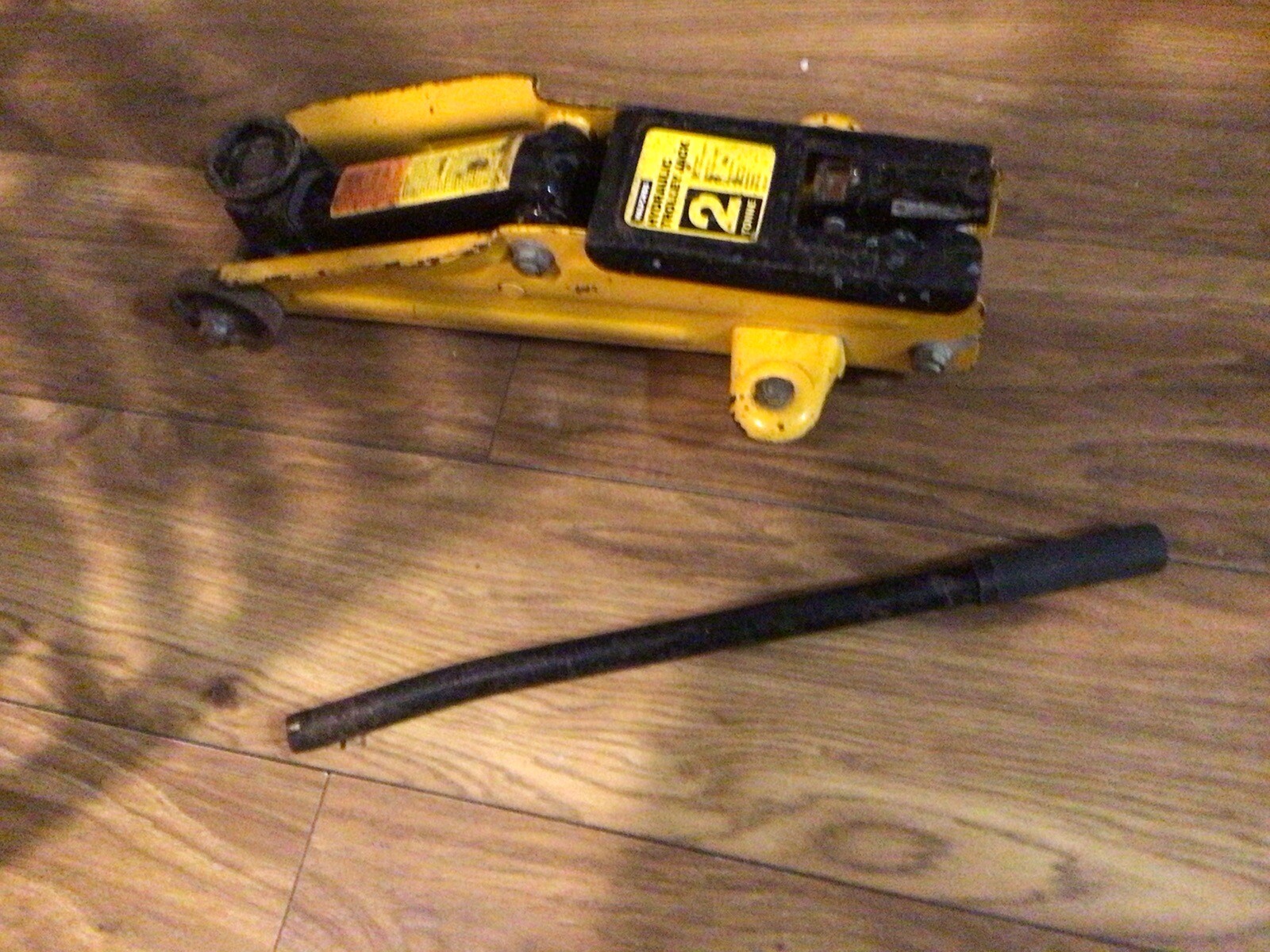halfords 2 tonne hydraulic trolley jack eBay