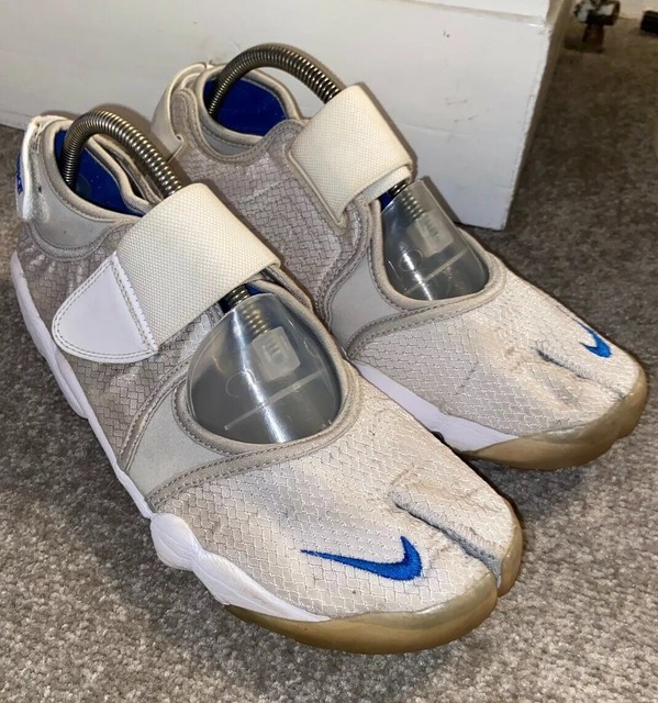 nike air rift grey