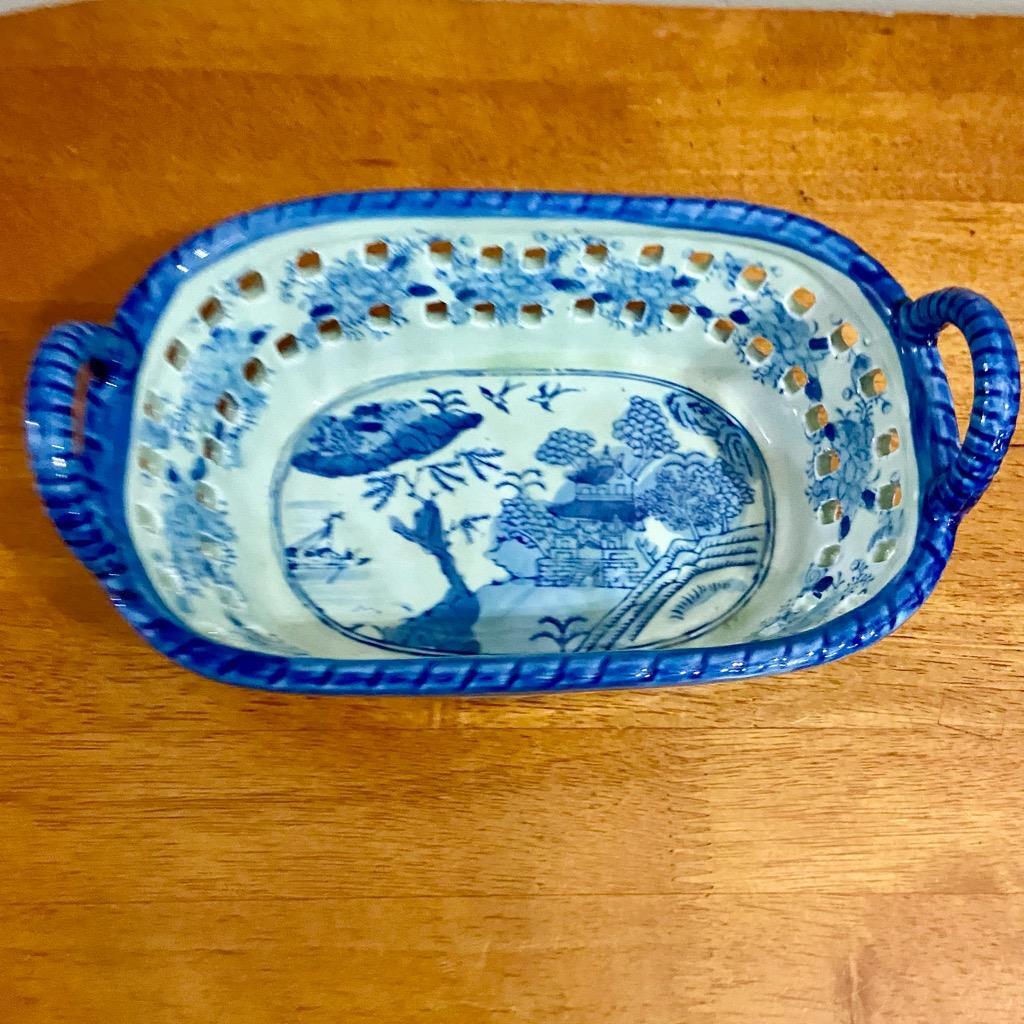 Picture 4 of 12