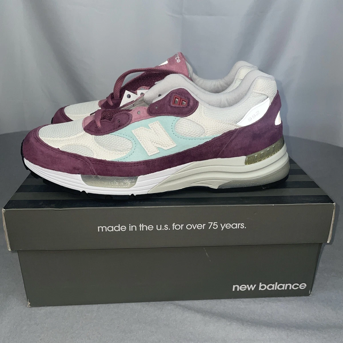 New Balance Kith x 992 Made in USA Kithmas Collection - Burgundy