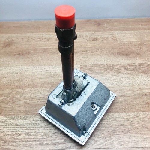 WOODFORD B67CCONCEALED 3/4" FEMALE -8 FREEZELESS WALL HYDRANT WALL BOX - Picture 6 of 8