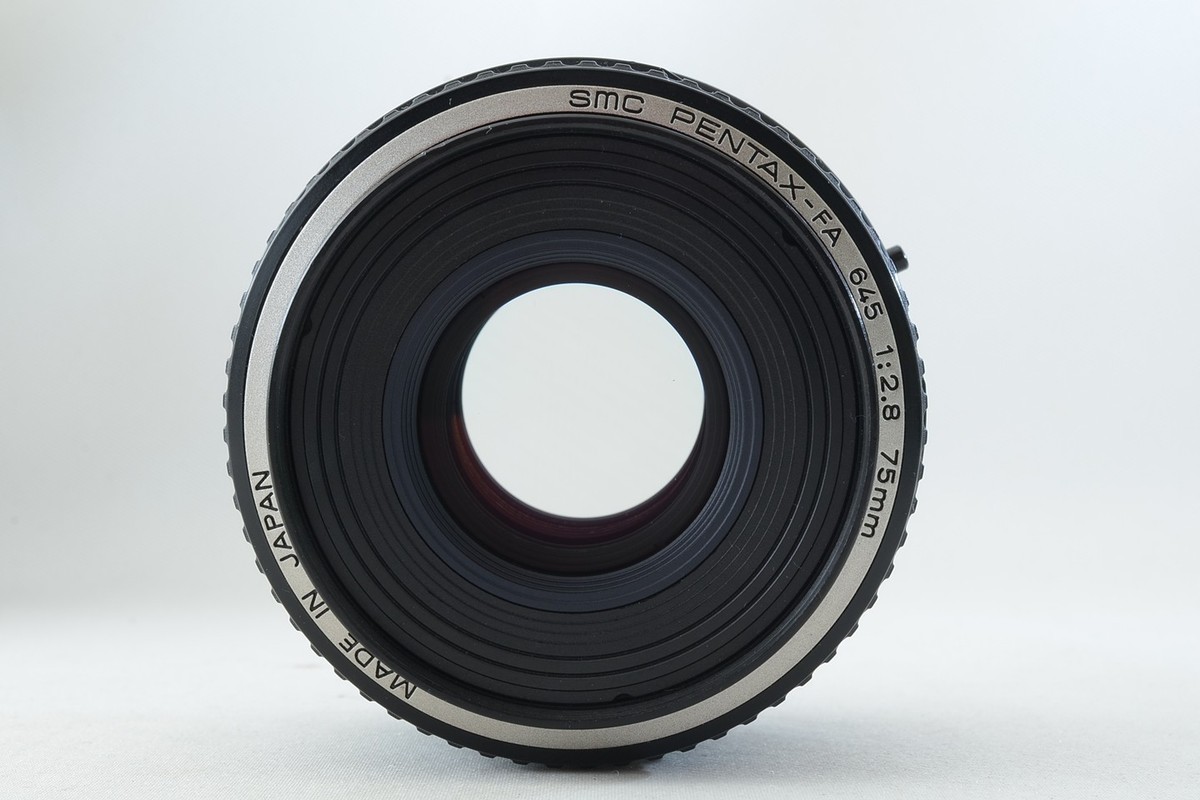 Near Mint] SMC Pentax FA 645 75mm f/2.8 AF Lens For 645N NII 7132