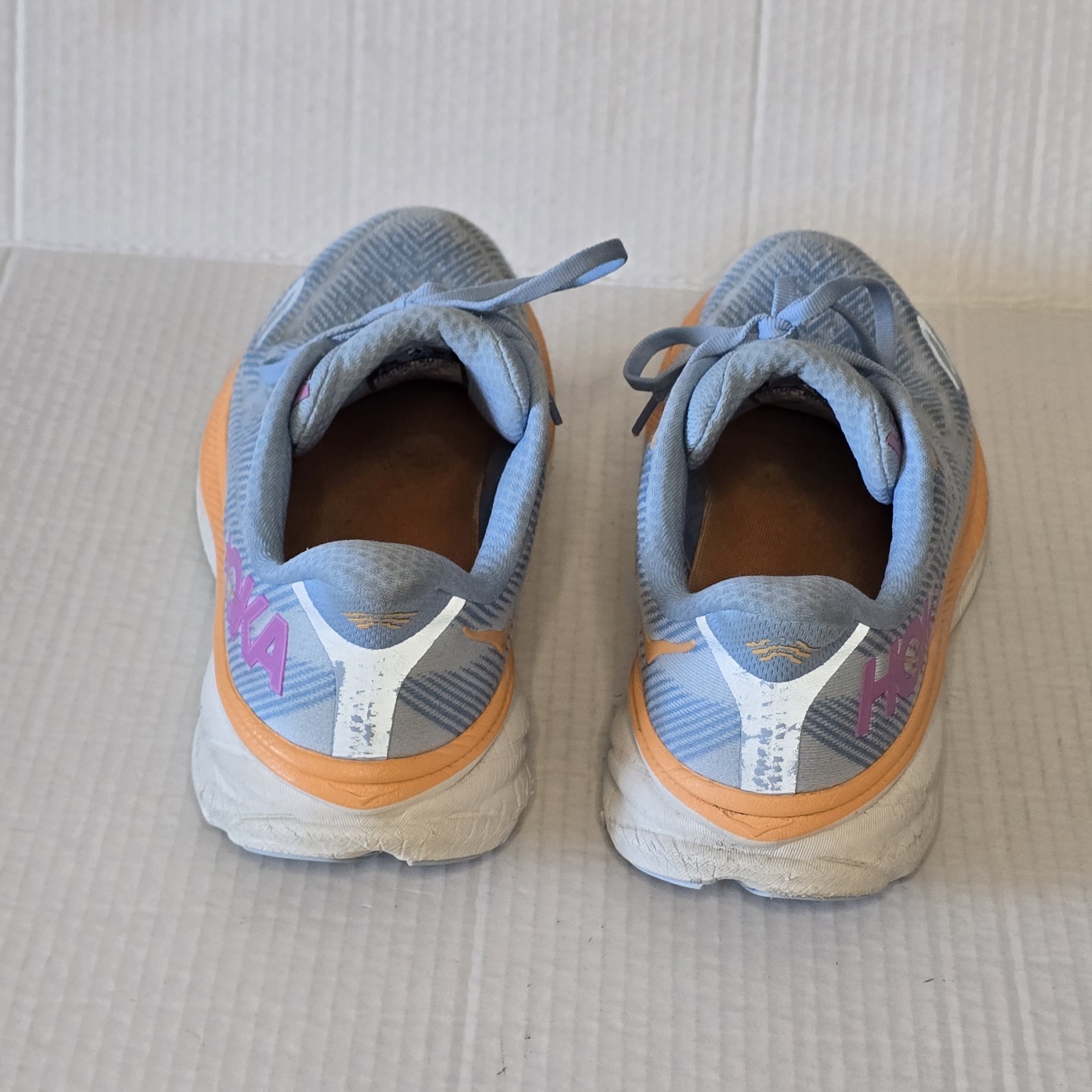 Hoka Clifton 9 Road Running Shoes Women's Size 9.5B Airy Blue Pink Orange thumbnail 5